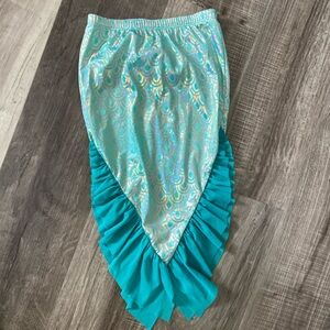NWOT Cat & Jack Mermaid Skirt size X SMALL (4/5)